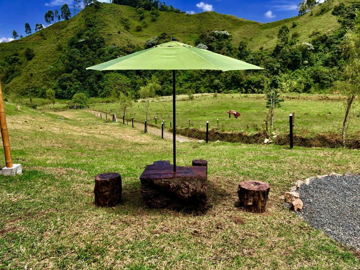 Glamping La Herradura Santa Rosa de Cabal Eksteriør bilde